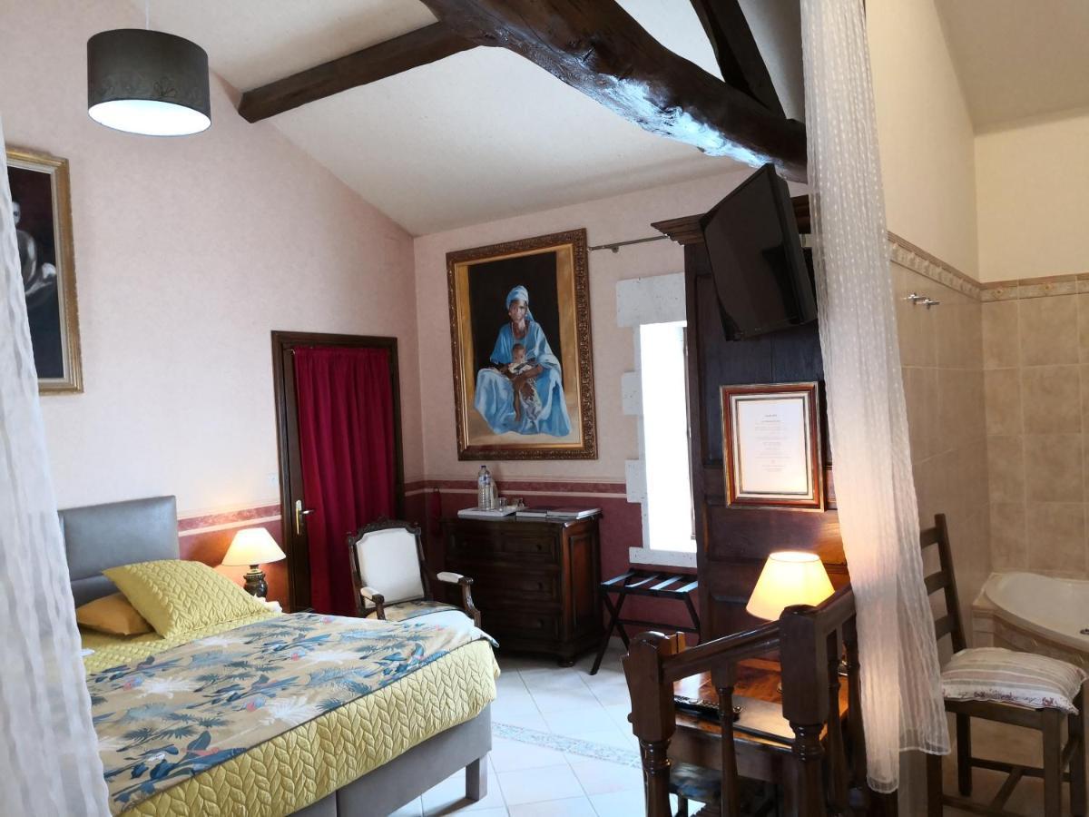 Mansle-les-Fontaines La Fontaine Des Arts Bed & Breakfast エクステリア 写真