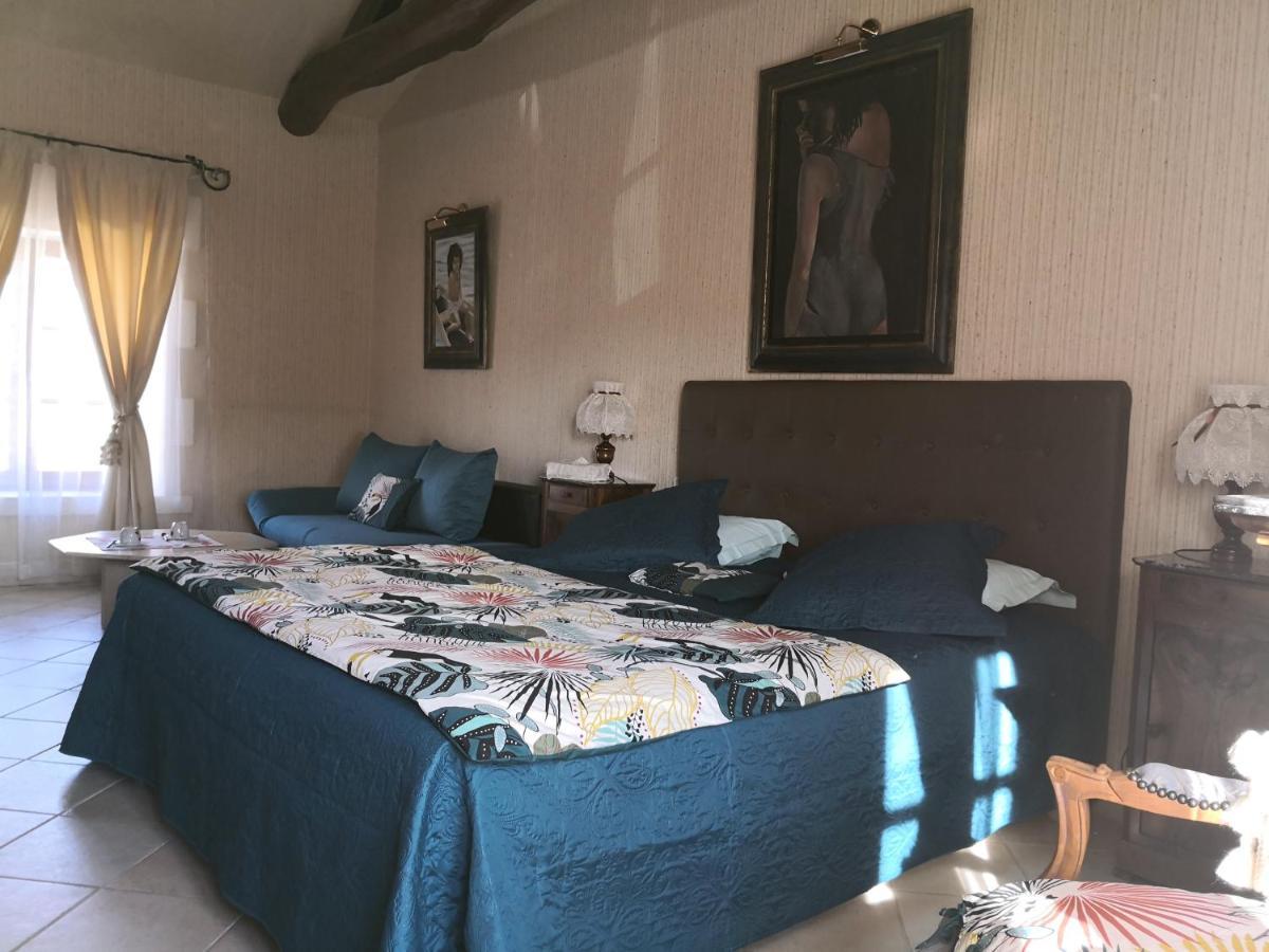 Mansle-les-Fontaines La Fontaine Des Arts Bed & Breakfast エクステリア 写真